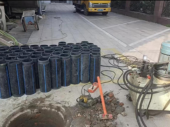 邻水PE置换管厂家 DN315置换管 非开挖管短管置换